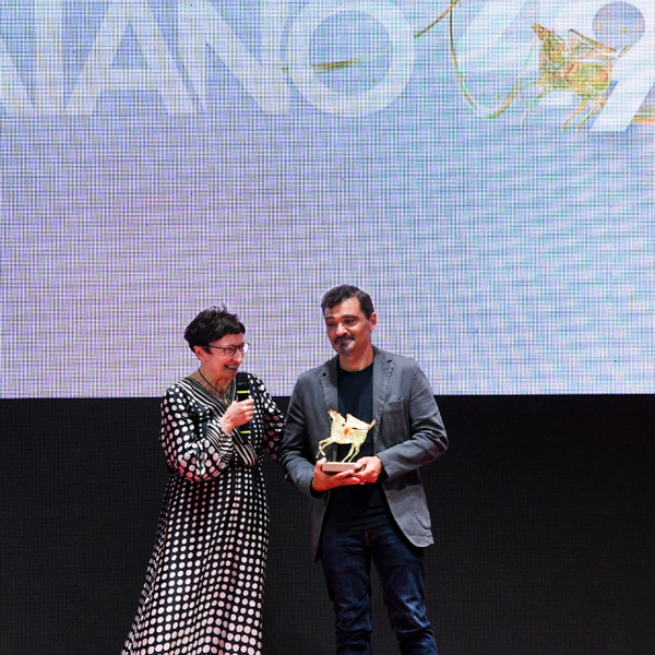 Daniele Mencarelli Riceve Il Premio Flaiano Narrativa 2022 Da Donatella Di Pietrantonio